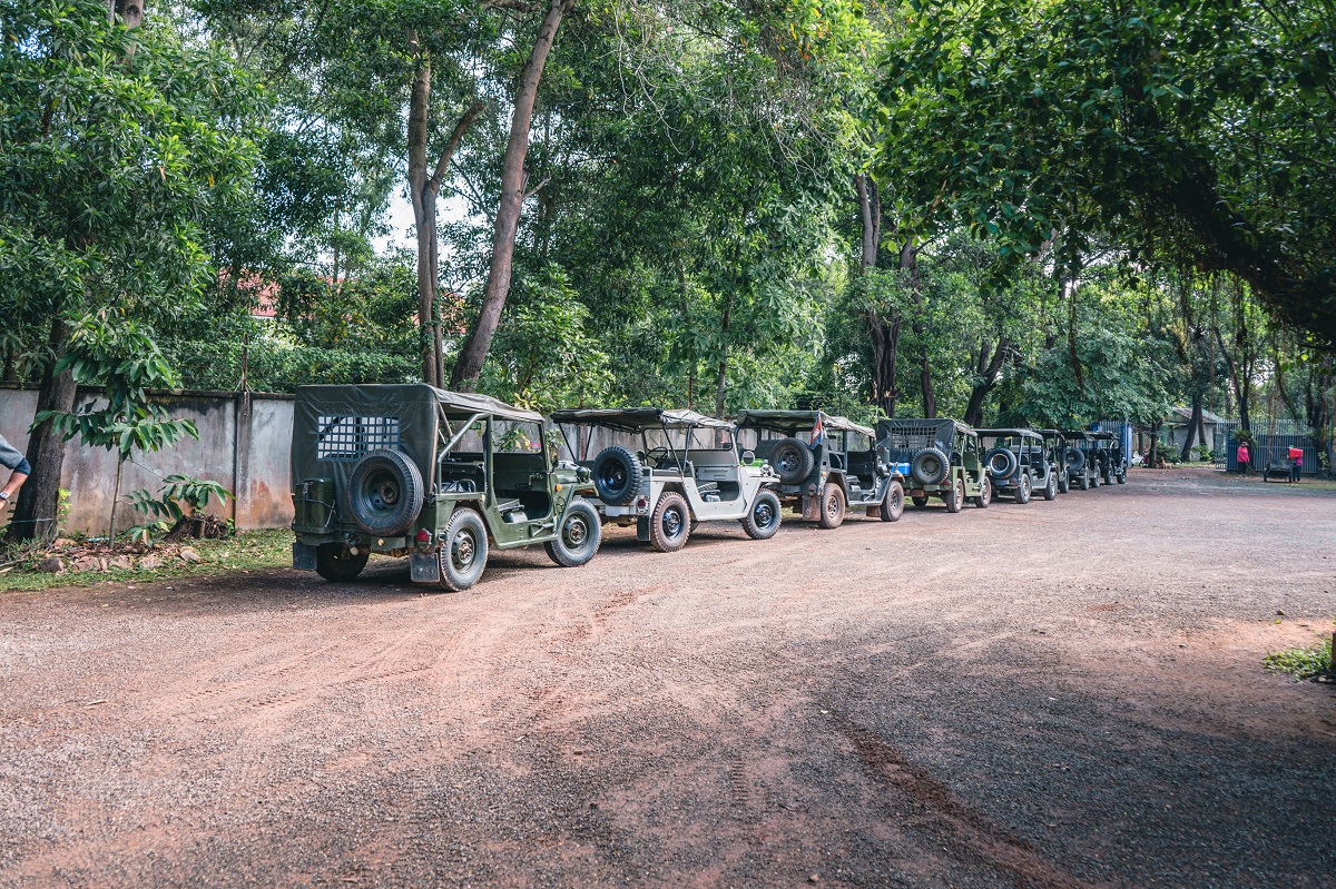 Tours By Jeeps
